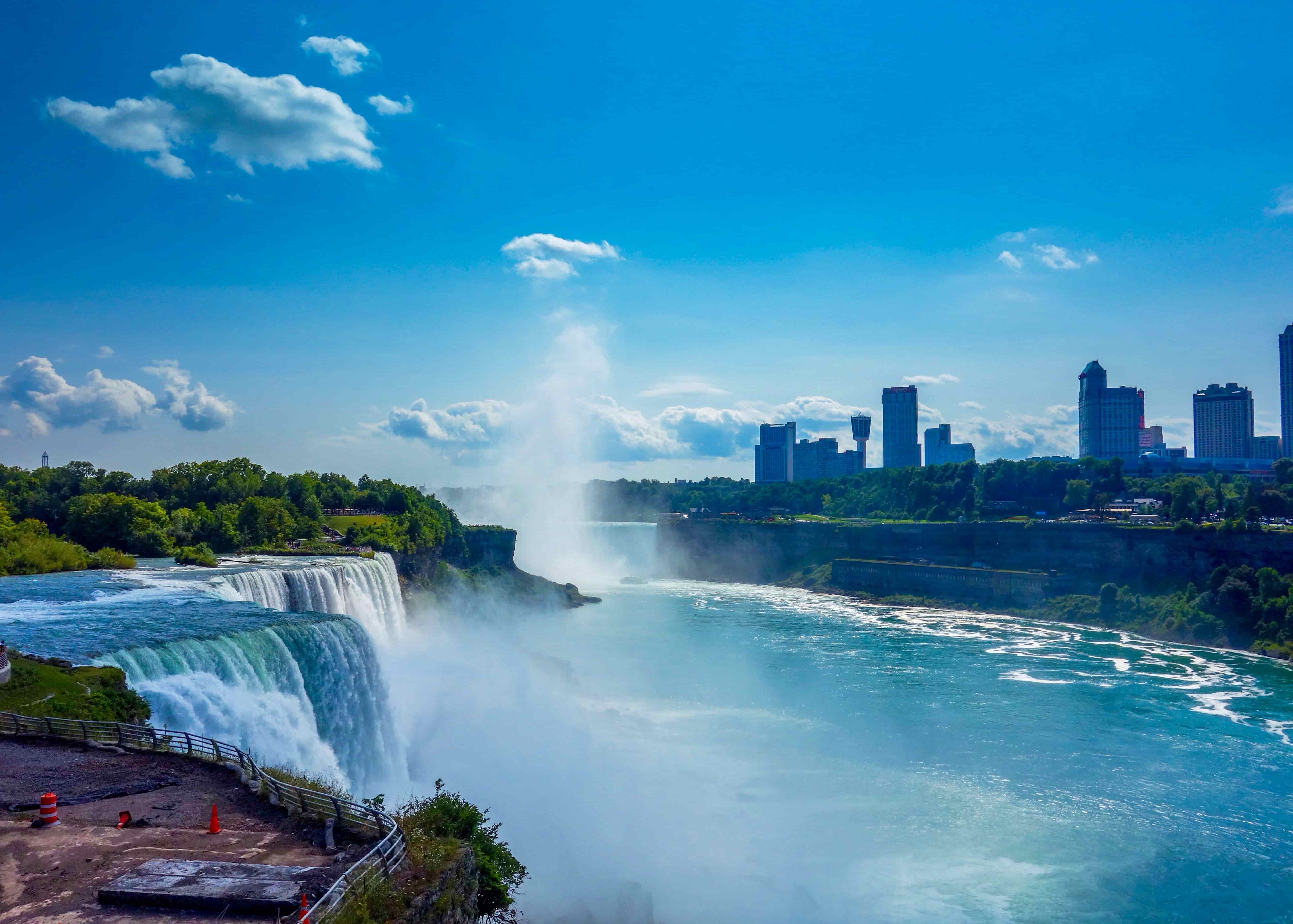 Niagara Falls 1-min