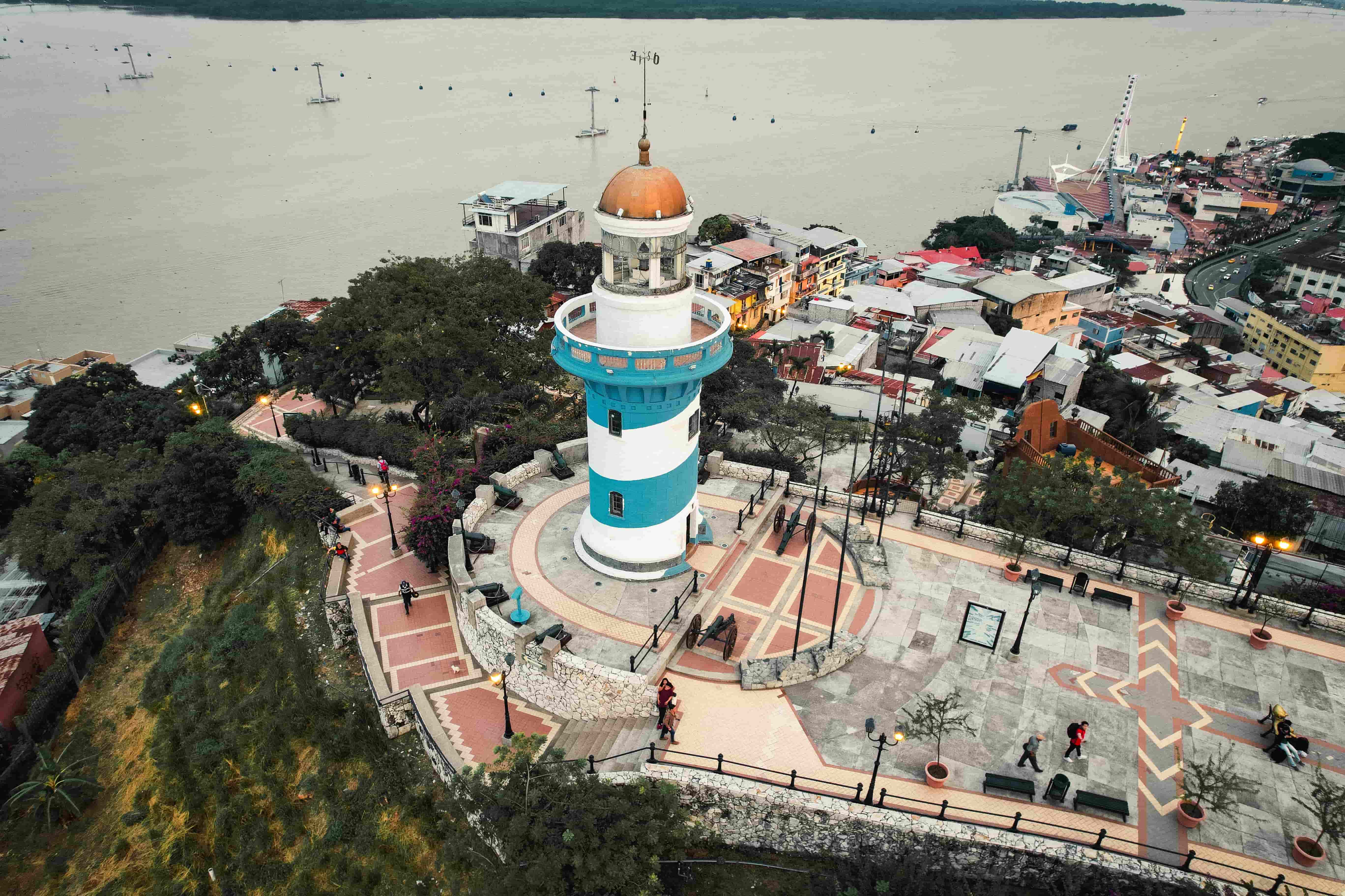 Faro de Guayaquil (1)